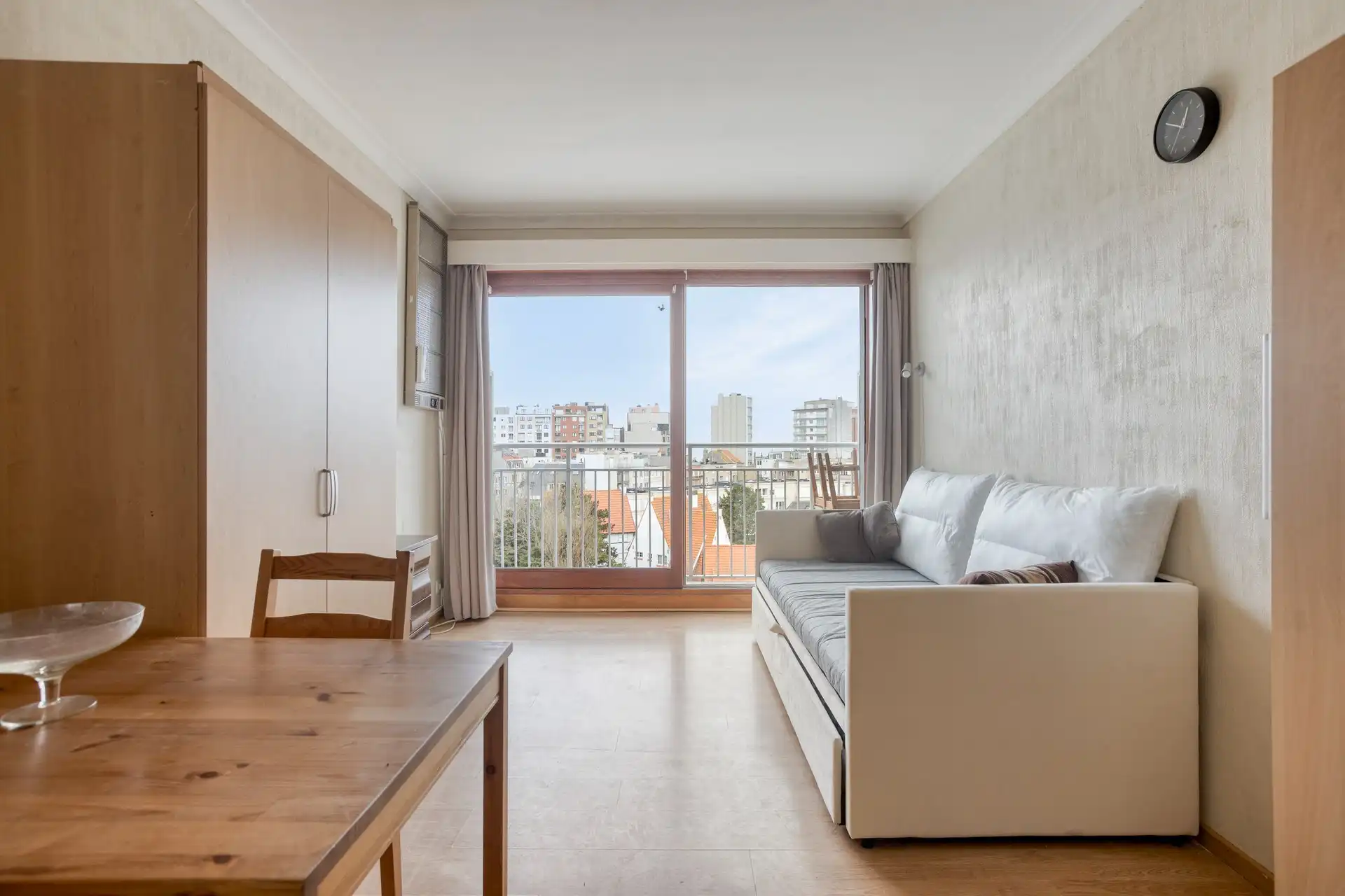 Gemeubelde studio foto 2