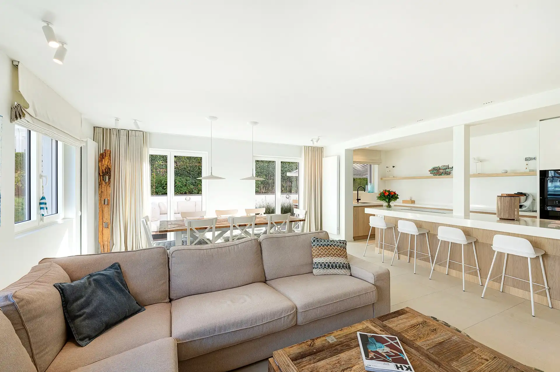 Exclusief gerenoveerd hoekappartement met 3 slaapkamers en riant zonneterras van 40 m² foto 8
