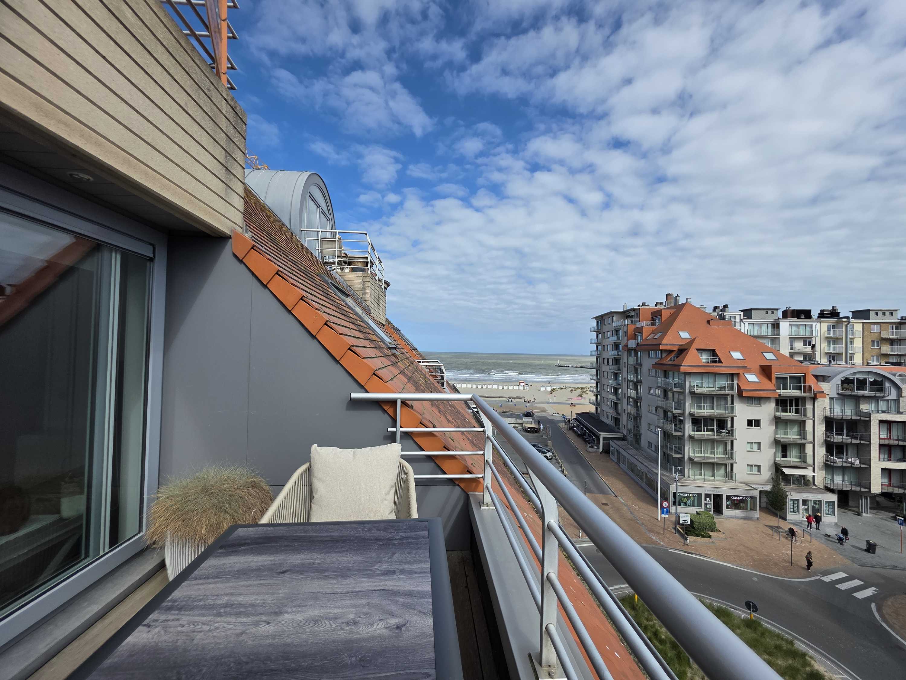 ()=>{if(producerUpdateValueVersion(node),producerAccessed(node),node.value===ERRORED)throw node.error;return node.value} Albert I laan 153/0602 - 8620 Nieuwpoort