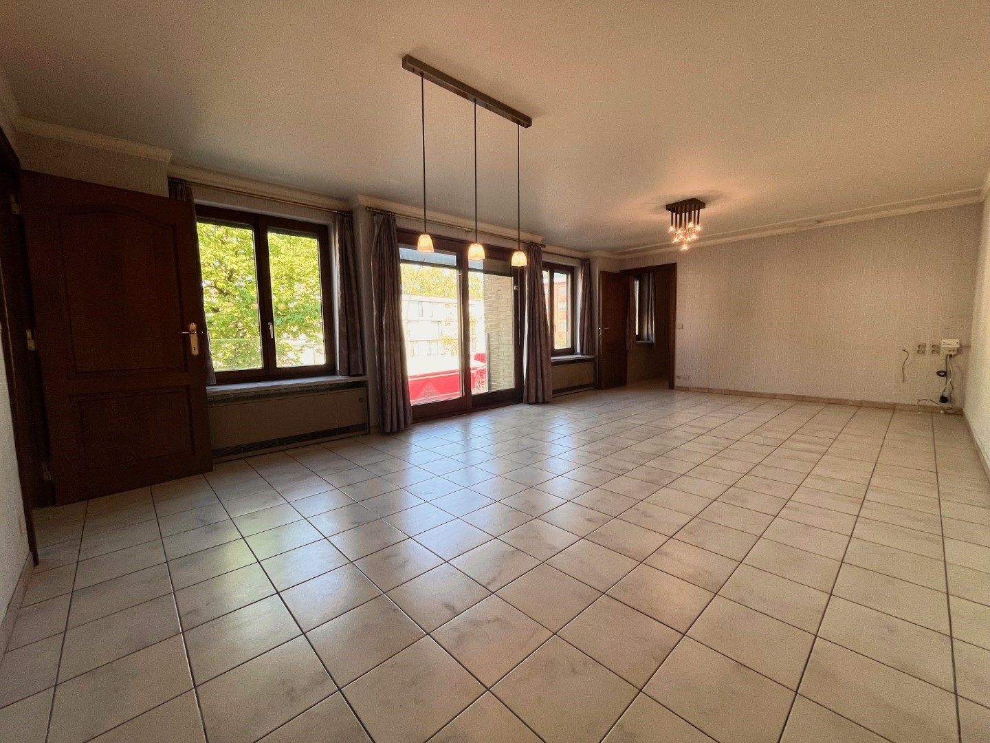 Bijzonder goedgelegen, ruim 3-slaapkamer-appartement met riant zonneterras foto 6
