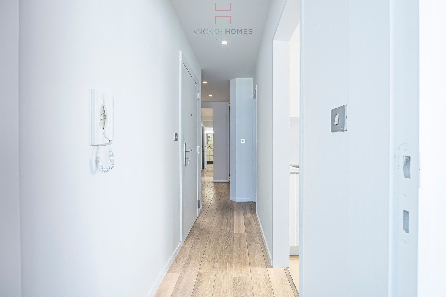 Prachtig hoekappartement op de zeedijk in Duinbergen foto 8