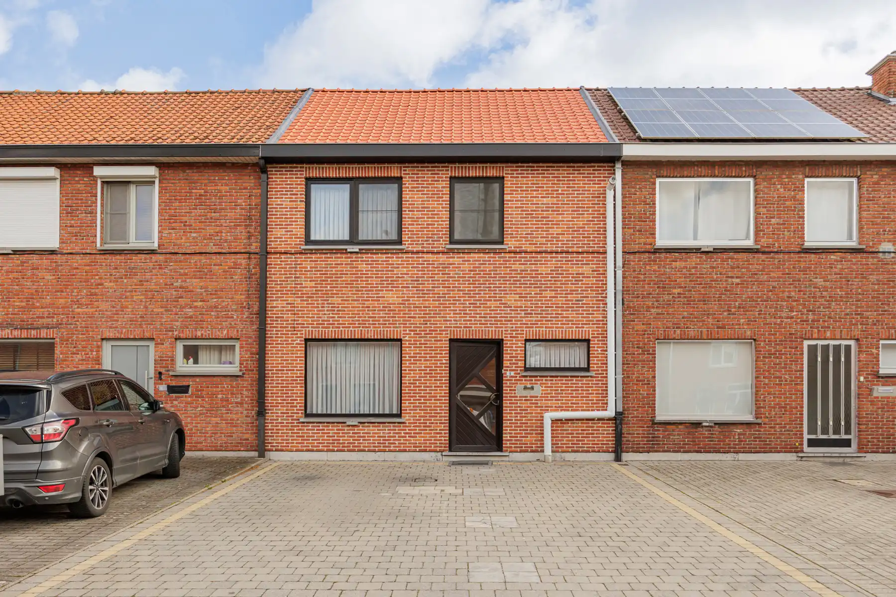 Huis te koop foto {{pictureIndex}}