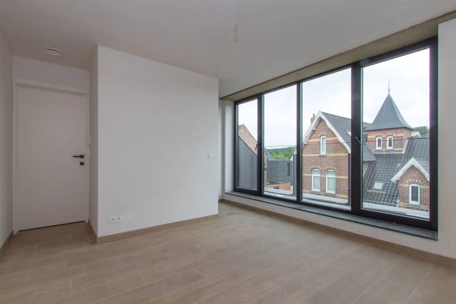 BEZOEKMOMENT  NU ZATERDAG  23/5 tsn 9u en 11  -- 3-slaapkamer appartement van 136m² met terras van 10 m² foto 16
