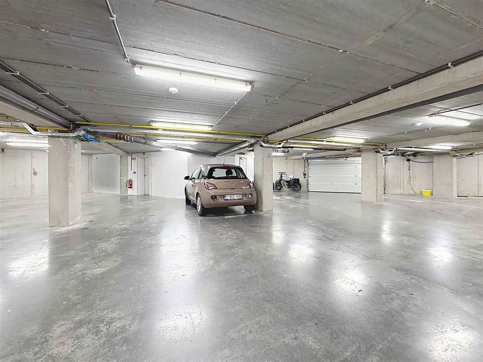 Instapklaar APP met terras, 2 slpks, kelder en autostpl foto 29