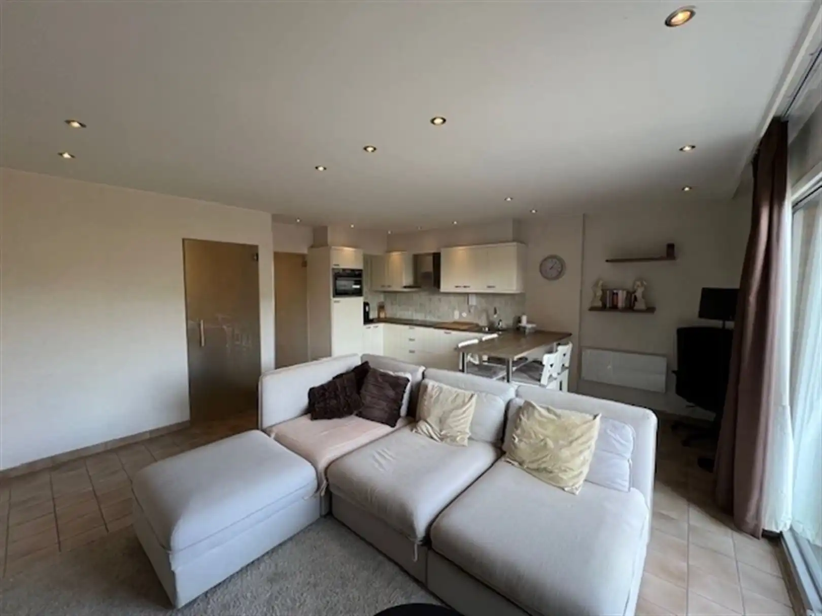 Zonnige instapklare studio met XXL-terras in Nieuwpoort foto 4