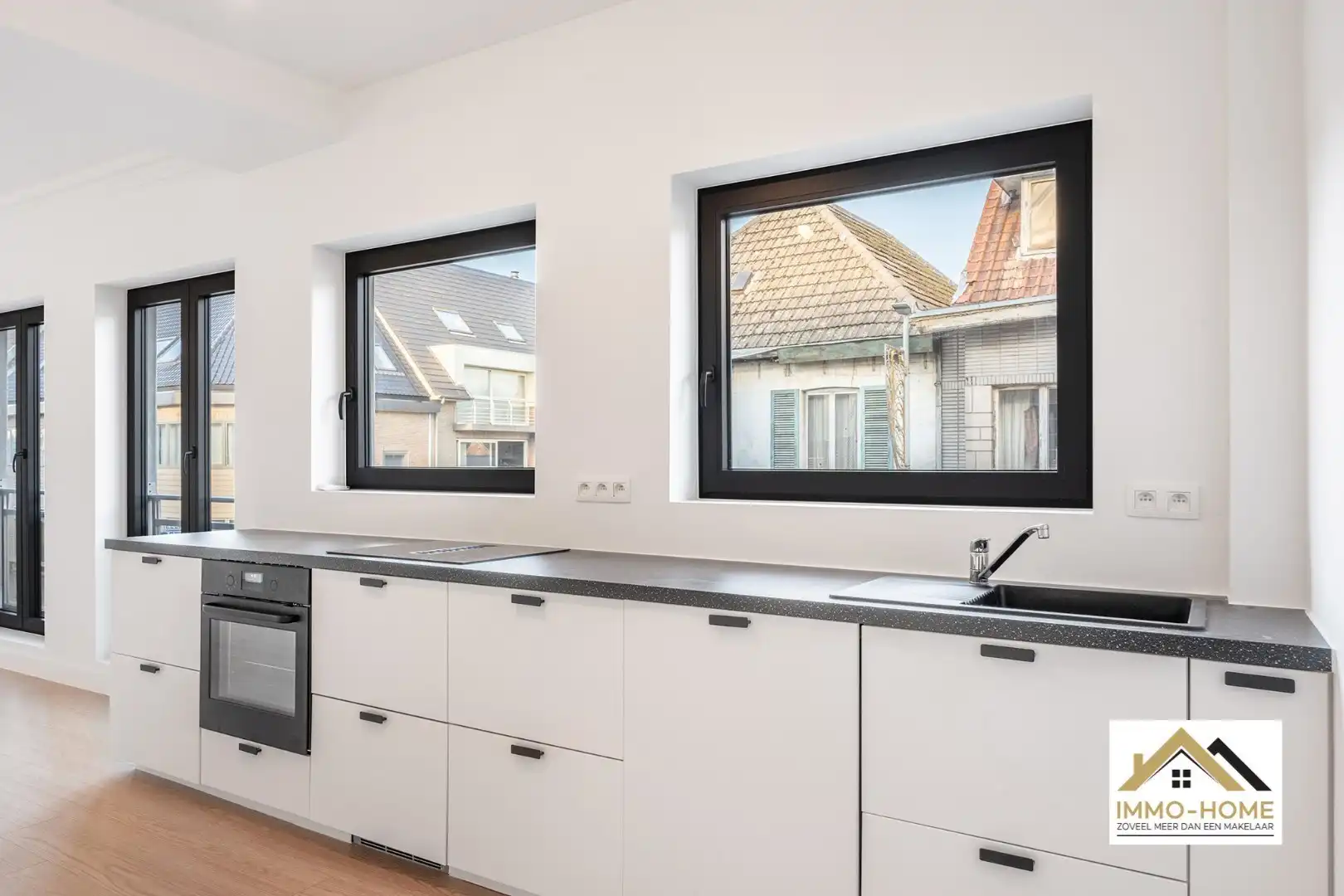 Heel erg ruim appartement op het eerste verdiep op wandelafstand van het Centrum!!  foto 5