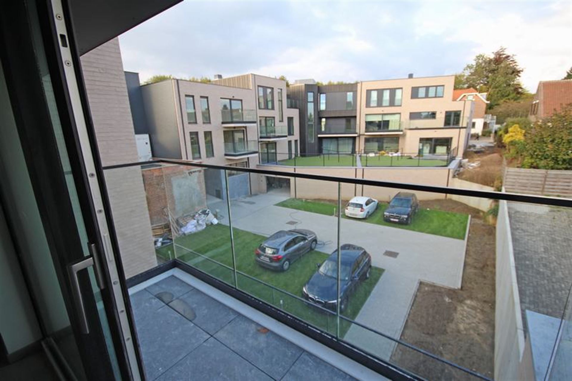 Prachtig duplex van +-90m² met 2 slaapkamers en parking foto 4