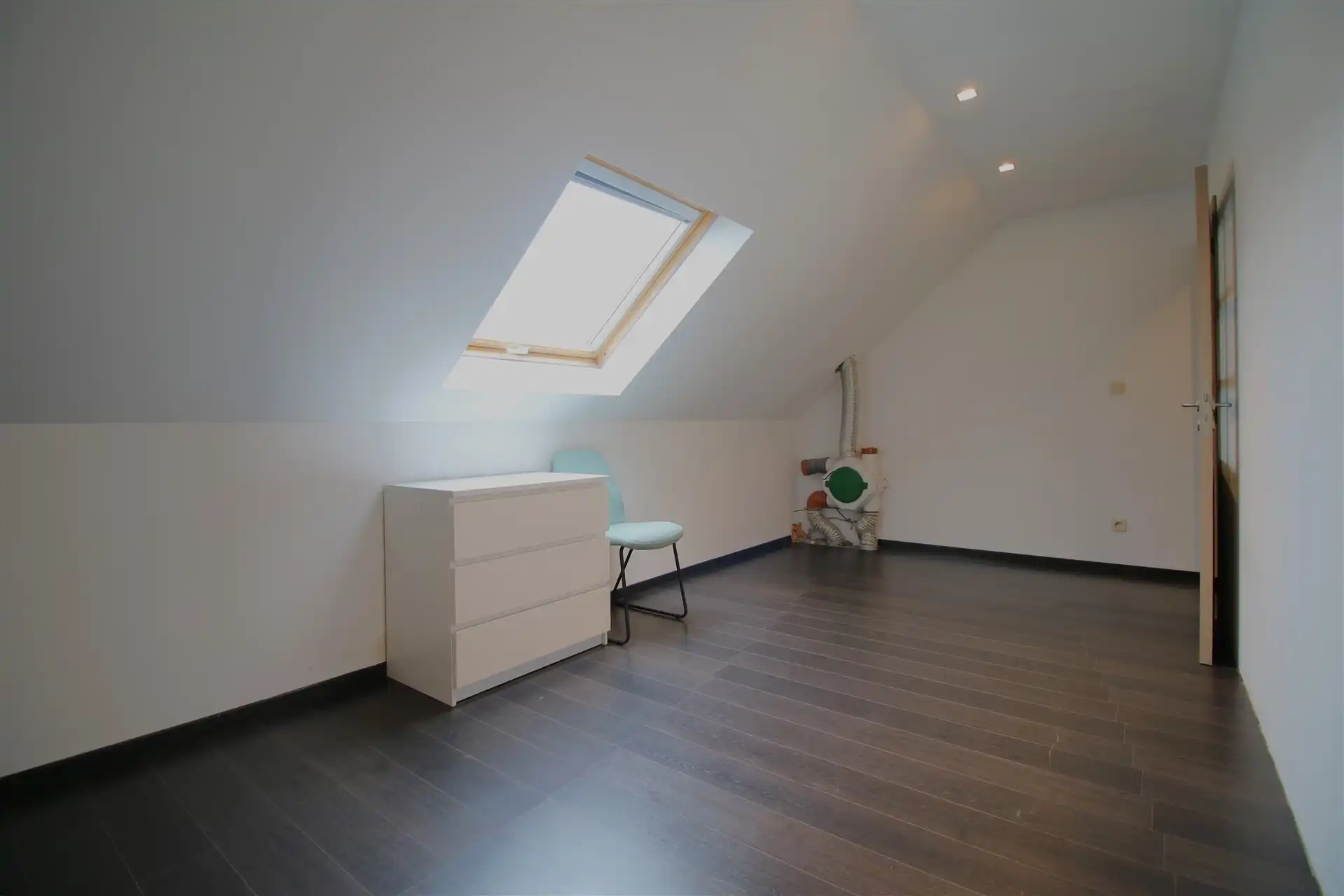 Ruime energiezuinige woning 4 slpk en tuin foto 20