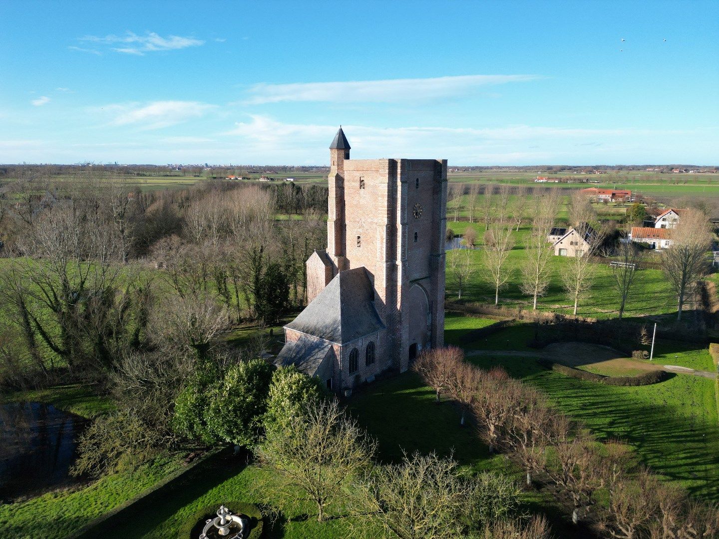 Charmante tussenwoning aan het Marktplein – wonen in historisch St. Anna ter Muiden foto 30