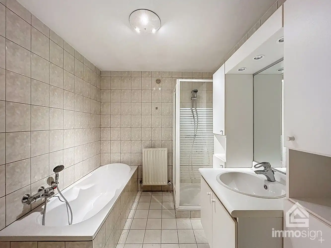 Instapklaar appartement met ruime bewoonbare oppervlakte en 3 slaapkamers in Hamont-Achel foto 29