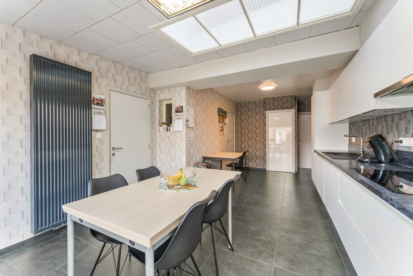 Instapklare HOB met 3 slaapkamers en garage te Oostrozebeke! foto 7