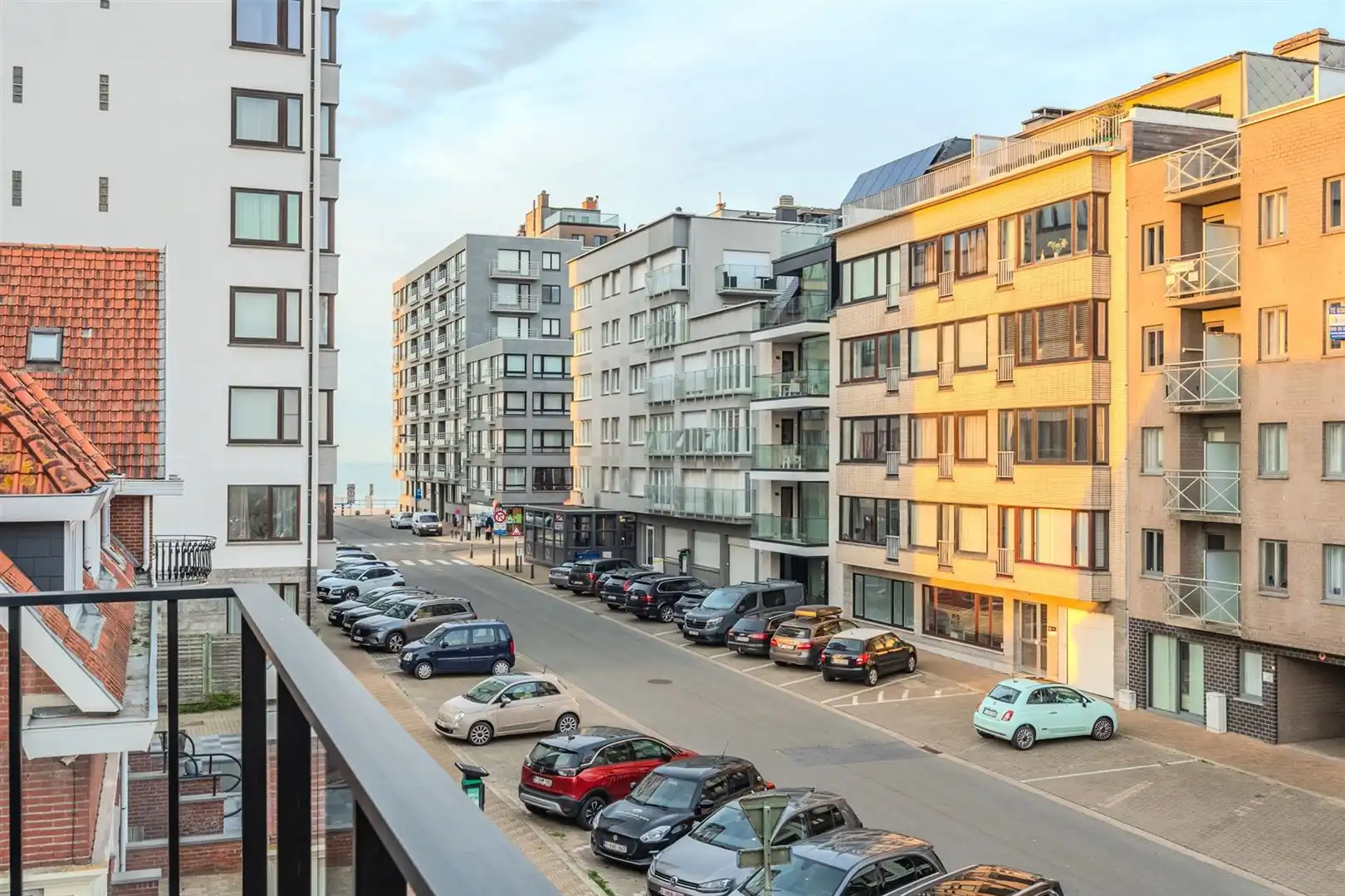 Modern 2 slaapkamer appartement in hartje Middelkerke foto 12