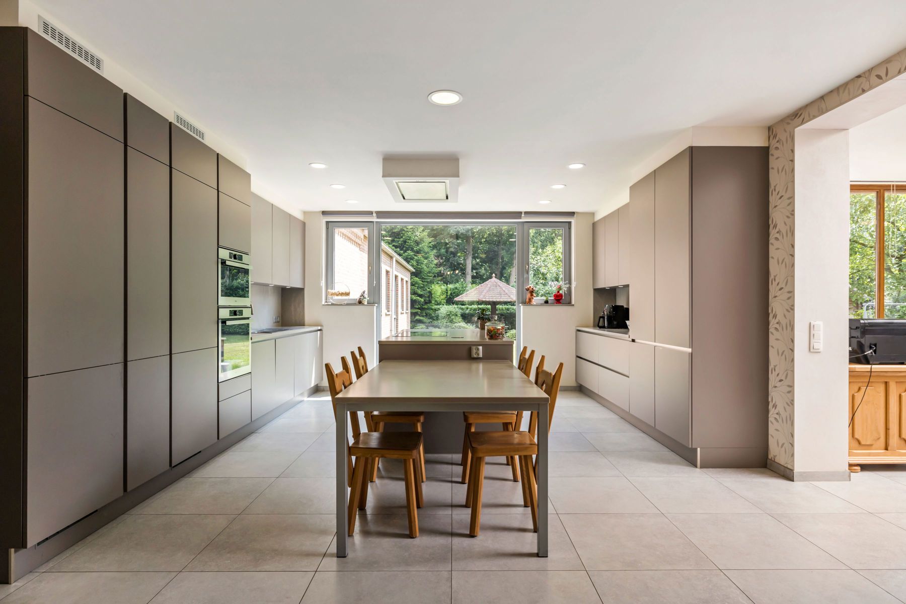 Uitzonderlijk ruime villa - vrij beroep mogelijk foto 6