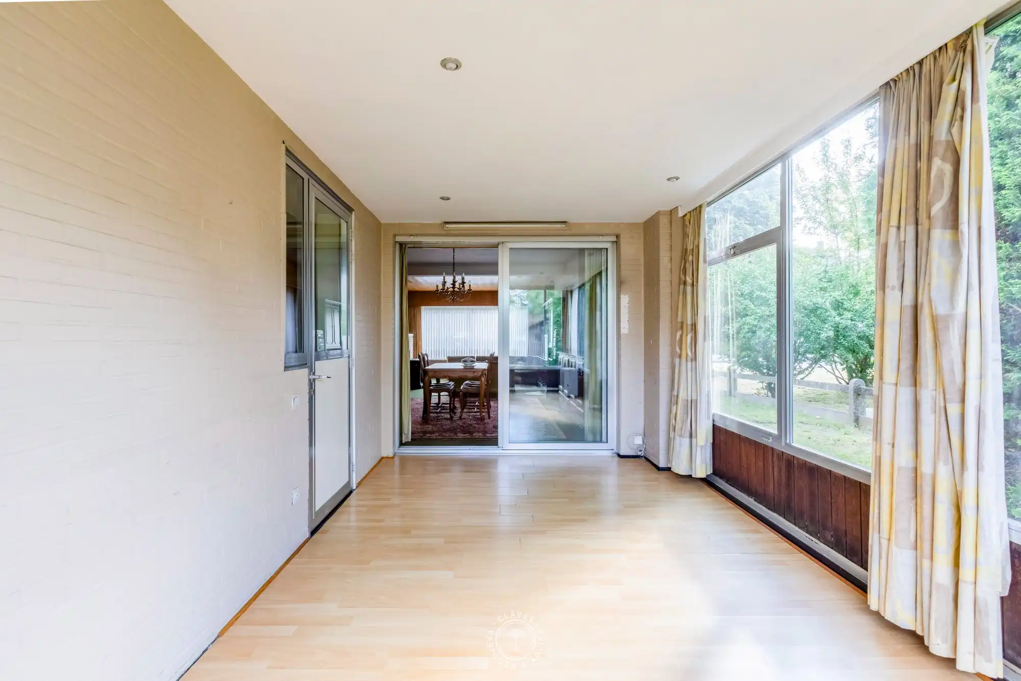 Woning met renovatiepotentieel op gunstige locatie foto 12