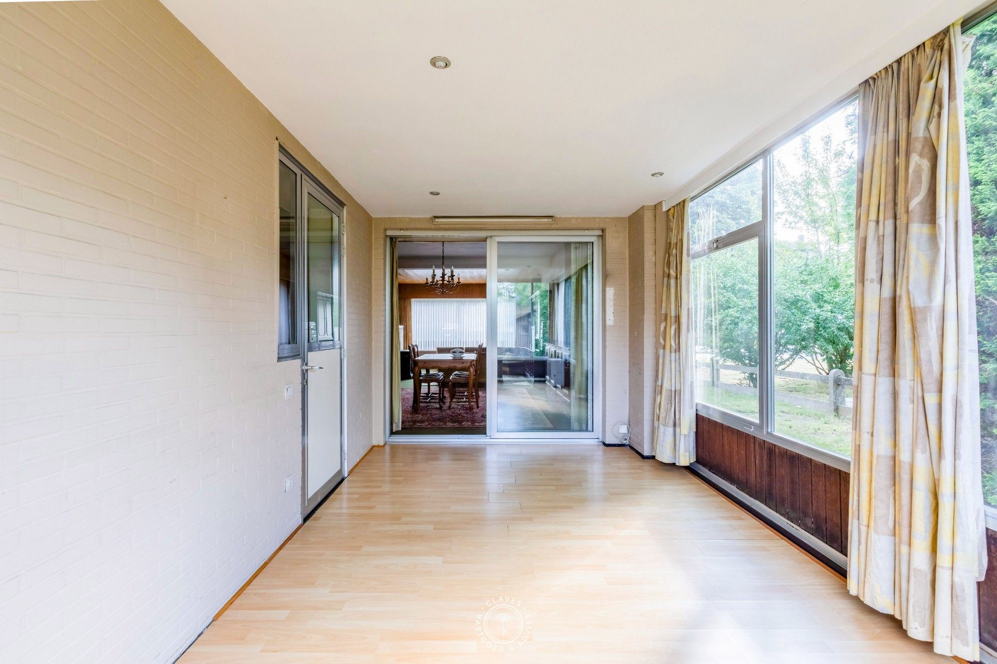 Woning met renovatiepotentieel op gunstige locatie foto 12