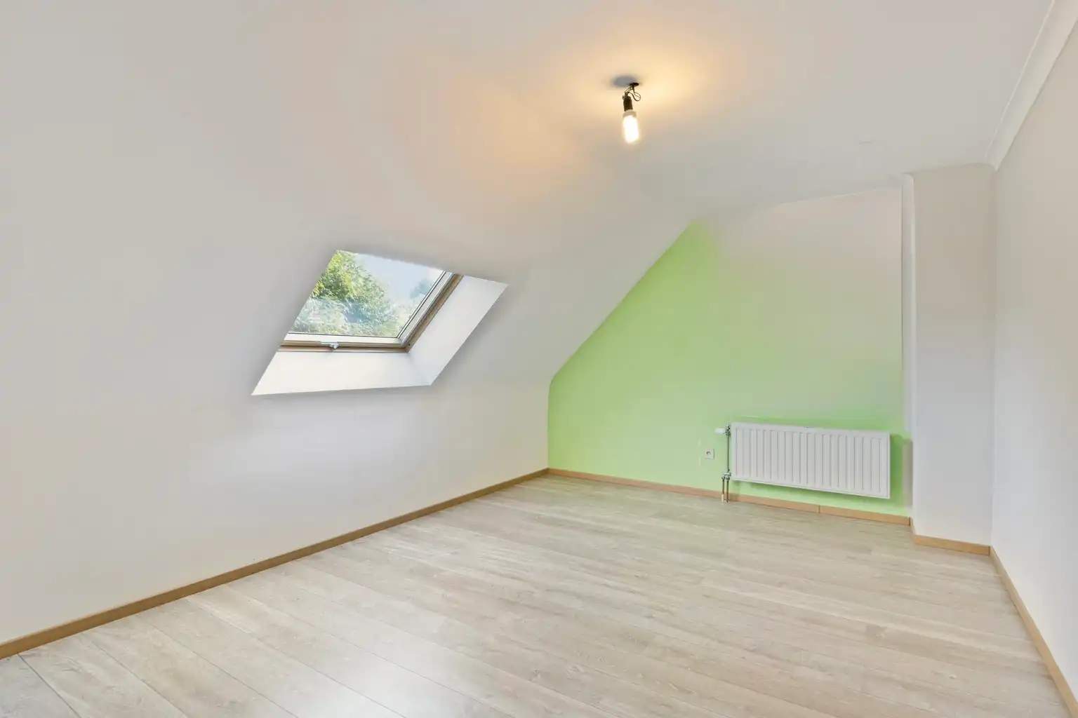 EEN WONING MET KARAKTER,  KLAAR OM TE SCHITTEREN ! foto 22