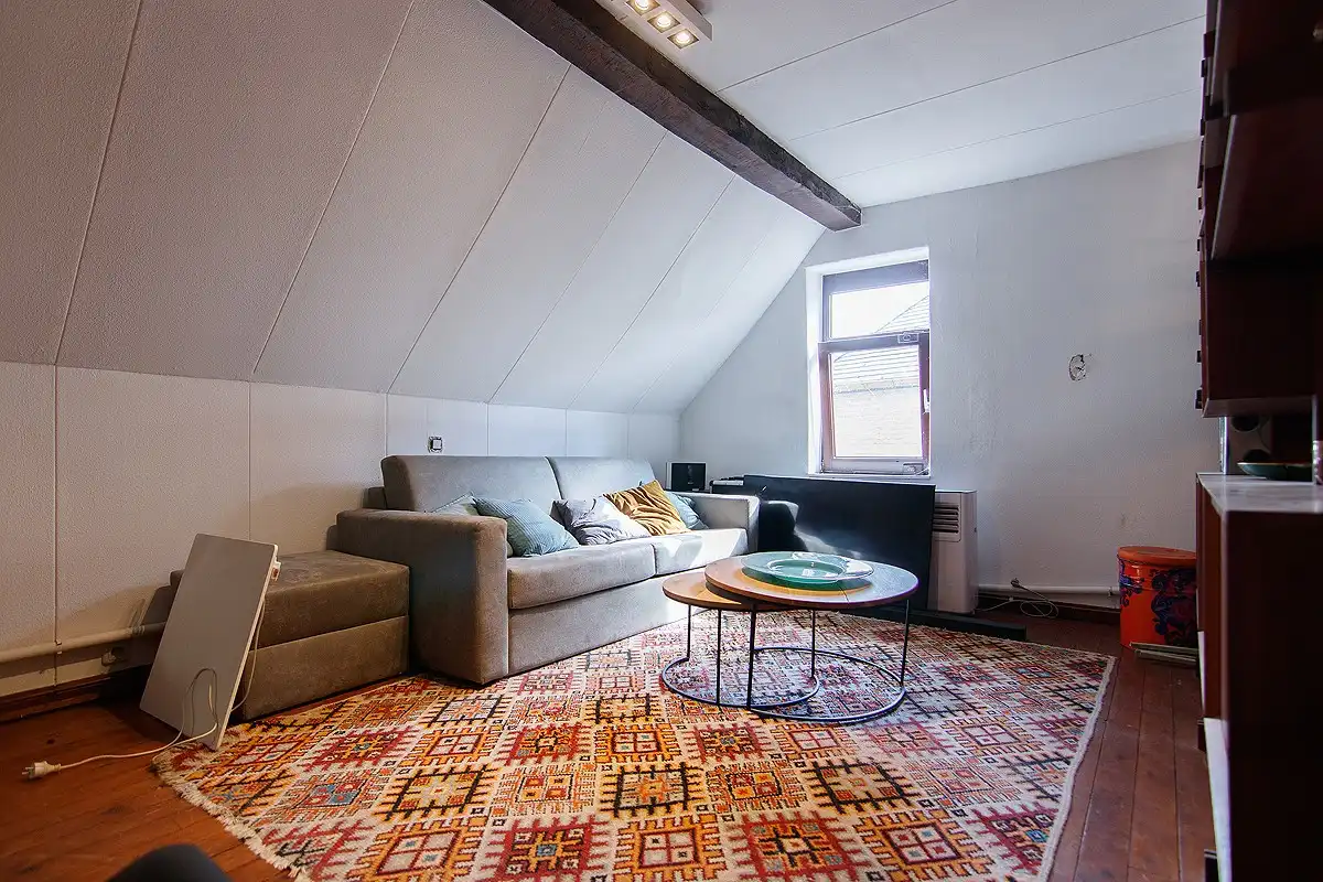 Horecapand met appartement en studio gelegen te Markt 35 te Bilzen Hoeselt foto 18