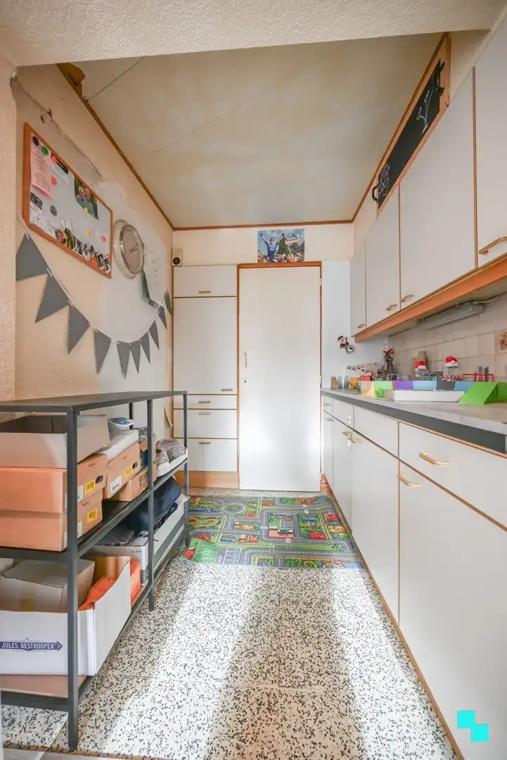 Verder te moderniseren eengezinswoning te Lendelede foto 9