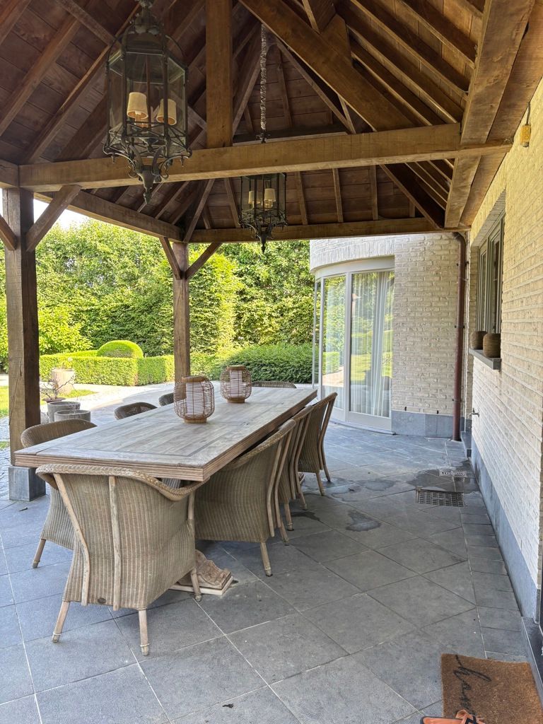 Prachtige villa met 3 slpk te huur! foto 17