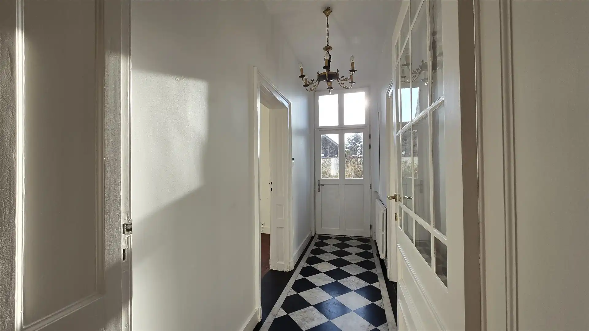 Prachtige, ruime villa met grote tuin te huur in Everberg foto 10