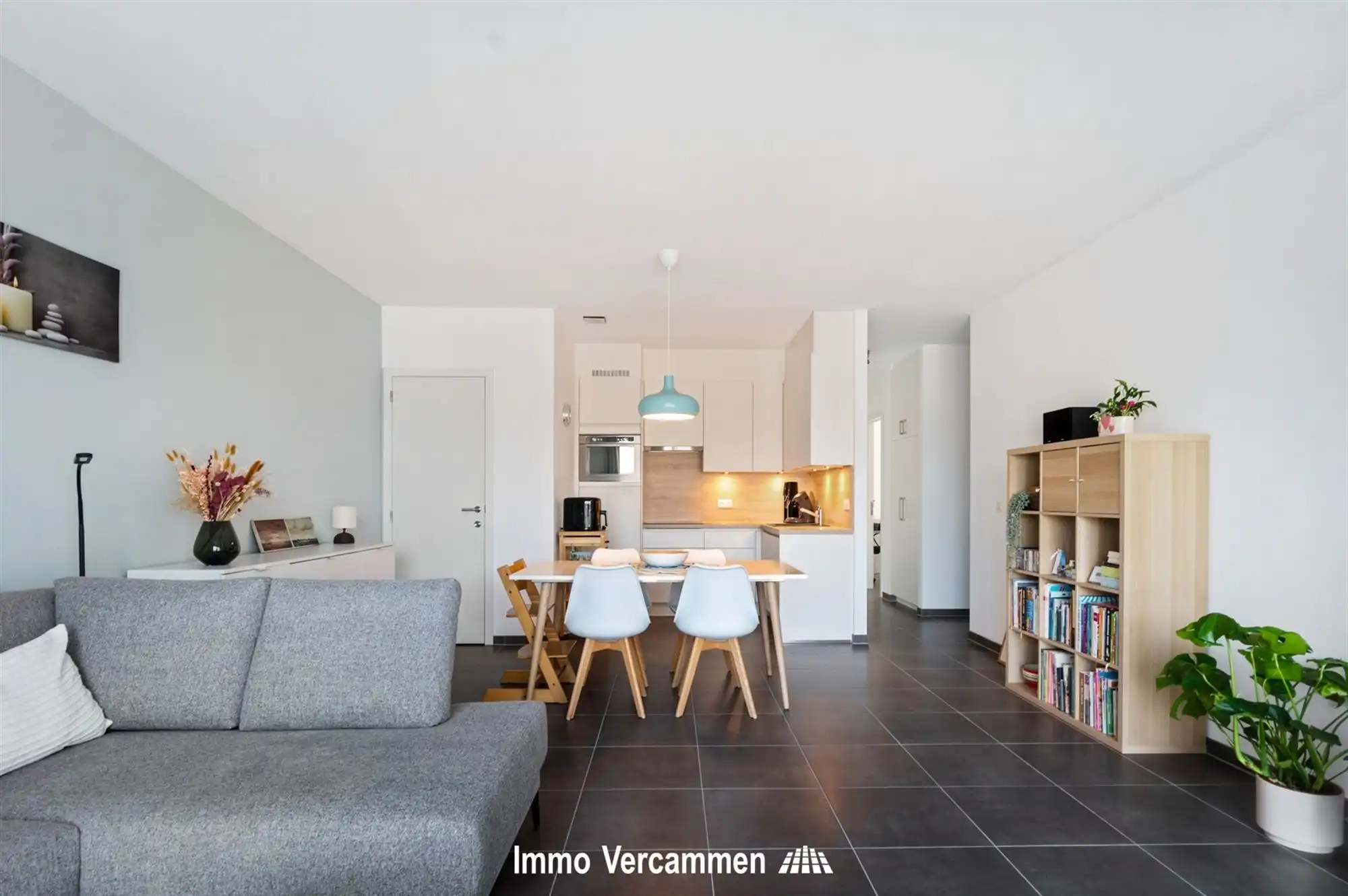 Modern 2-slaapkamerappartement met twee terrassen en autostaanplaats in Lier foto 4