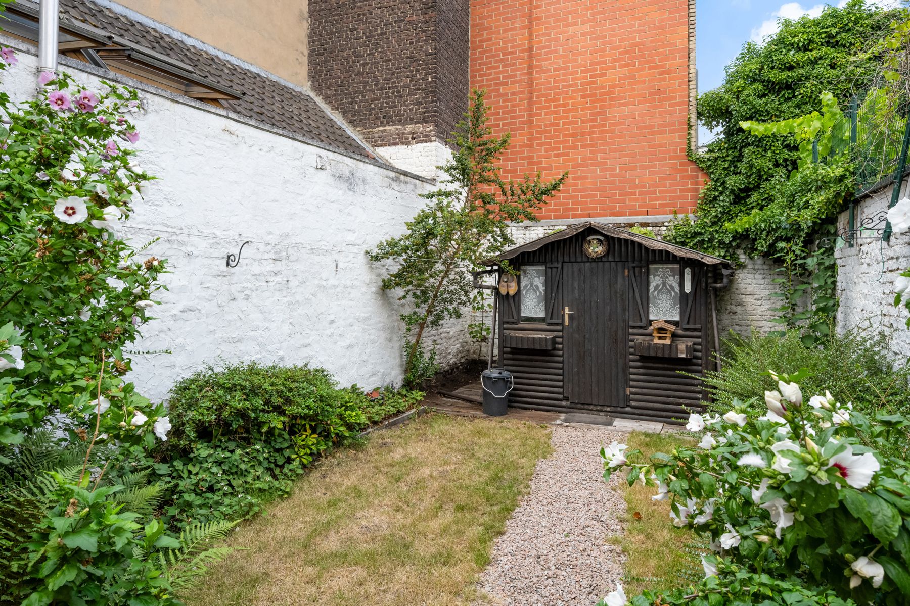 Authentieke burgerswoning met 4 slaapkamers en tuin! foto 17