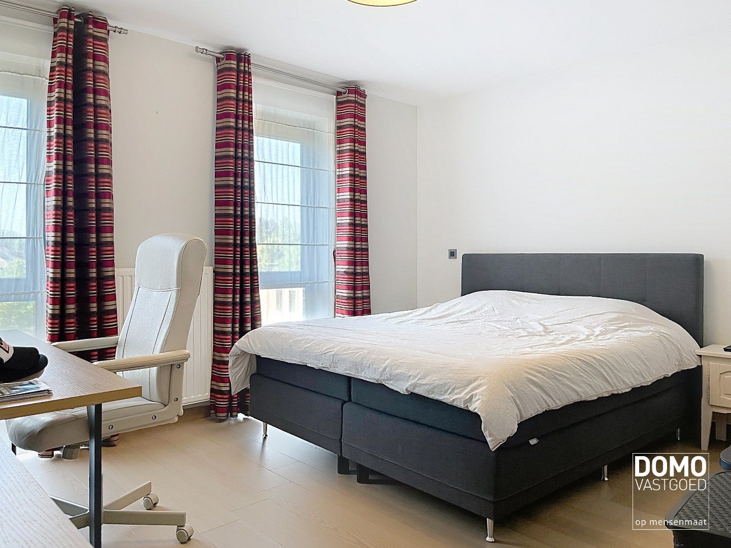 INSTAPKLAAR APPARTEMENT MET AUTOSTANDPLAATS TE CENTRUM KERMT - EPC label B  foto 8
