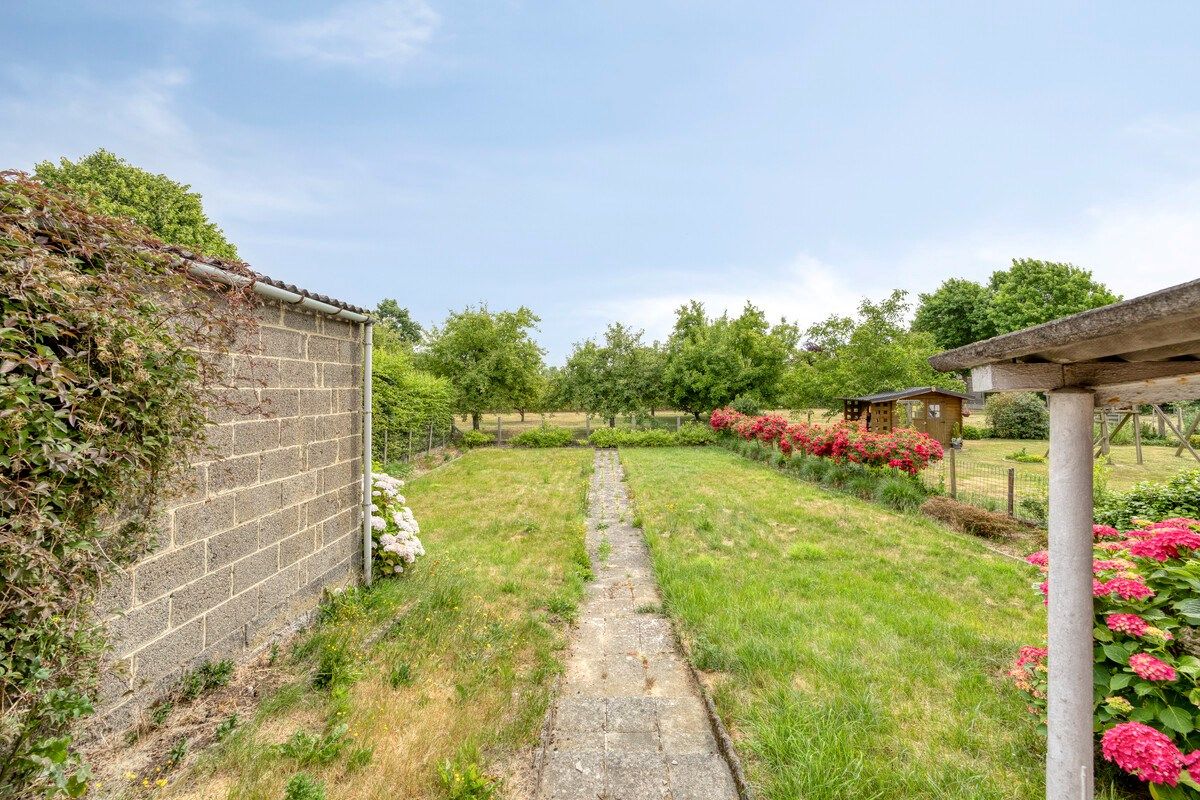 Ruime woning met tuin en 6 slaapkamers foto 5