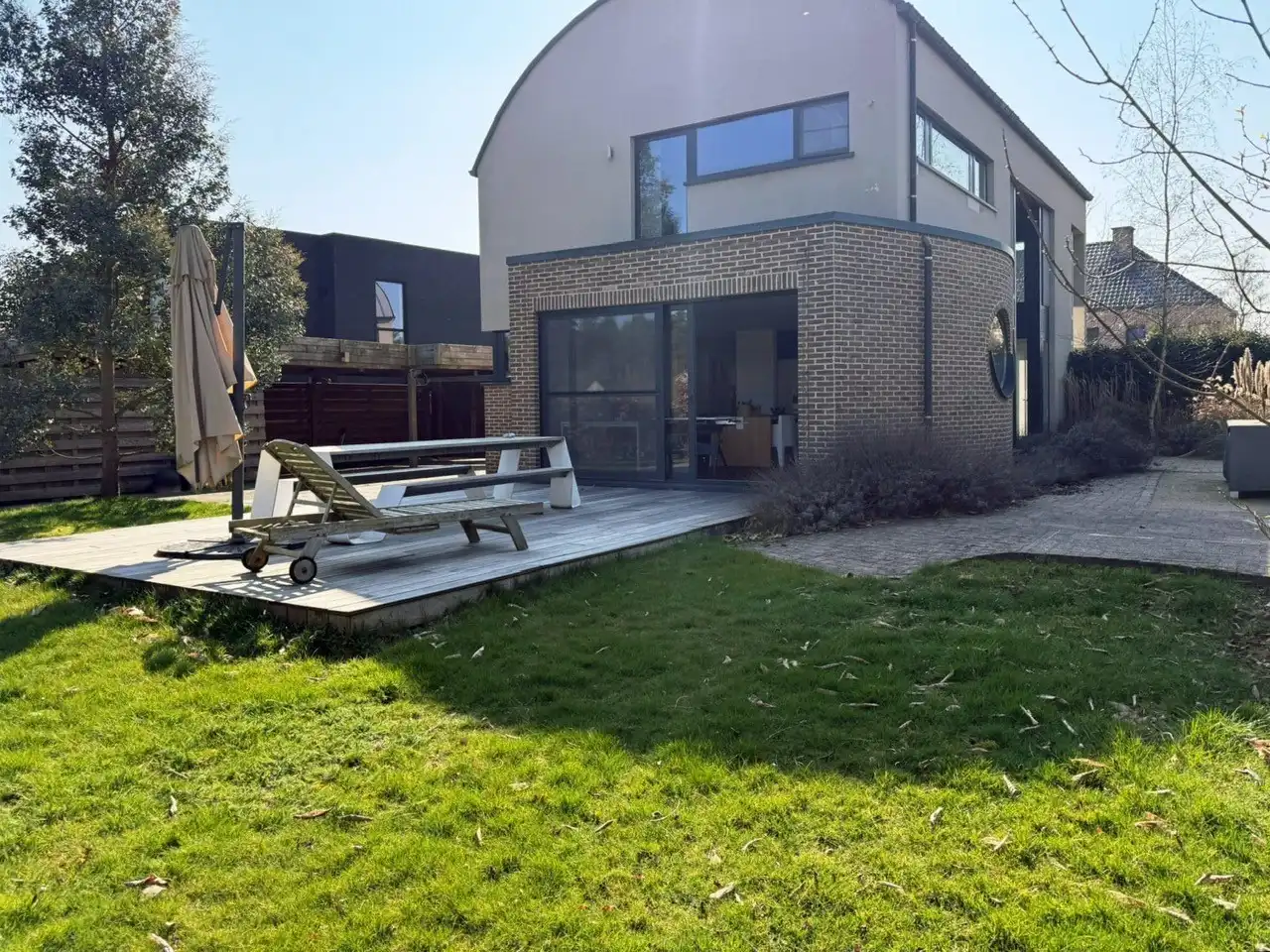 Ruime moderne woning op een perceel van 10a 12ca in een rustige, bosrijke omgeving te koop foto 31