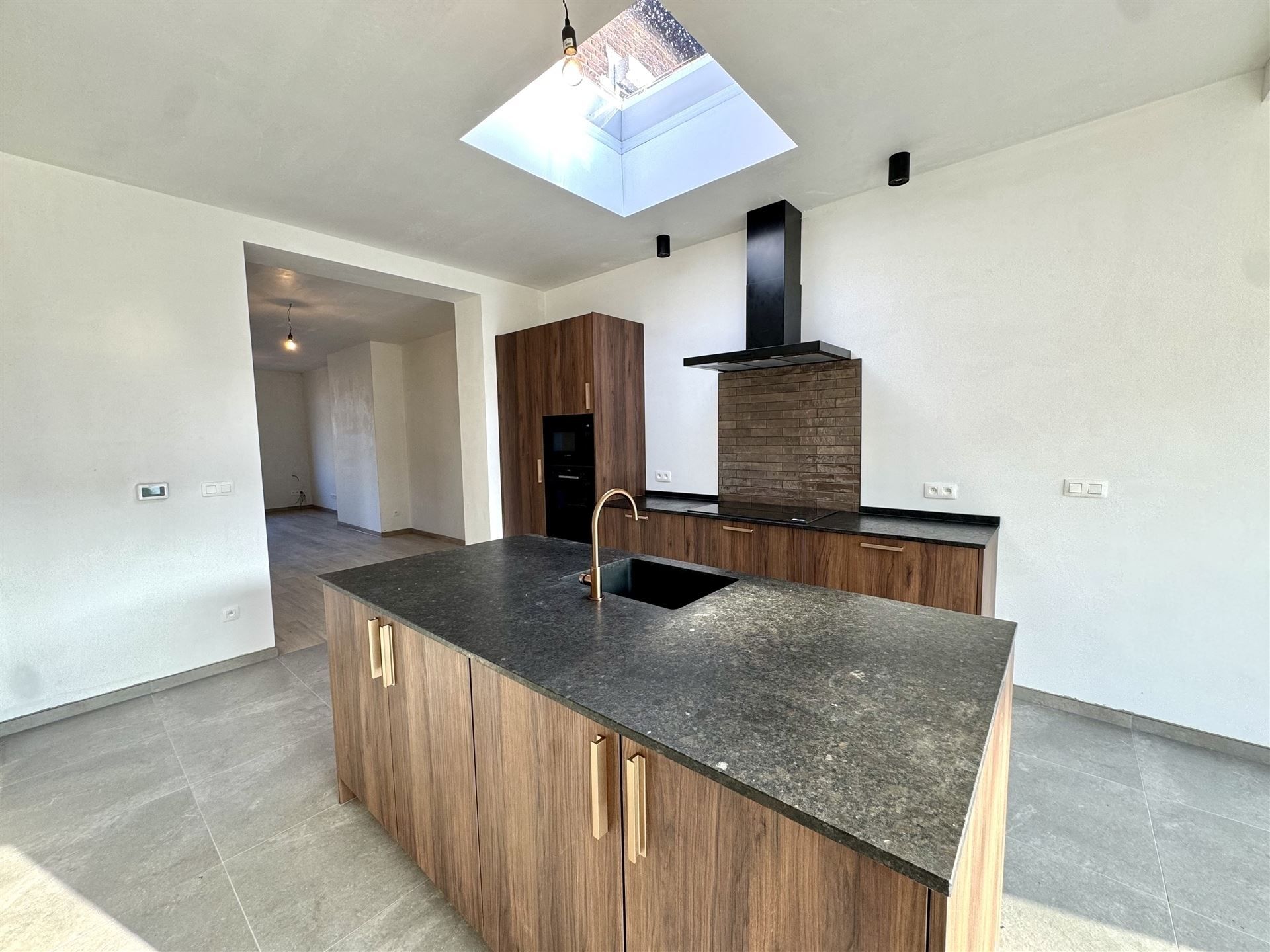 Gerenoveerde mijnwerkerswoning Louis Mercierlaan 15, Maasmechelen foto 9