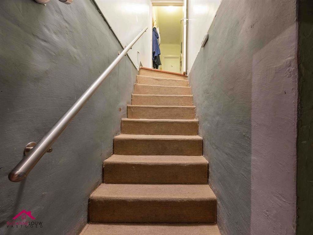 Goed onderhouden, op te frissen woning foto 34