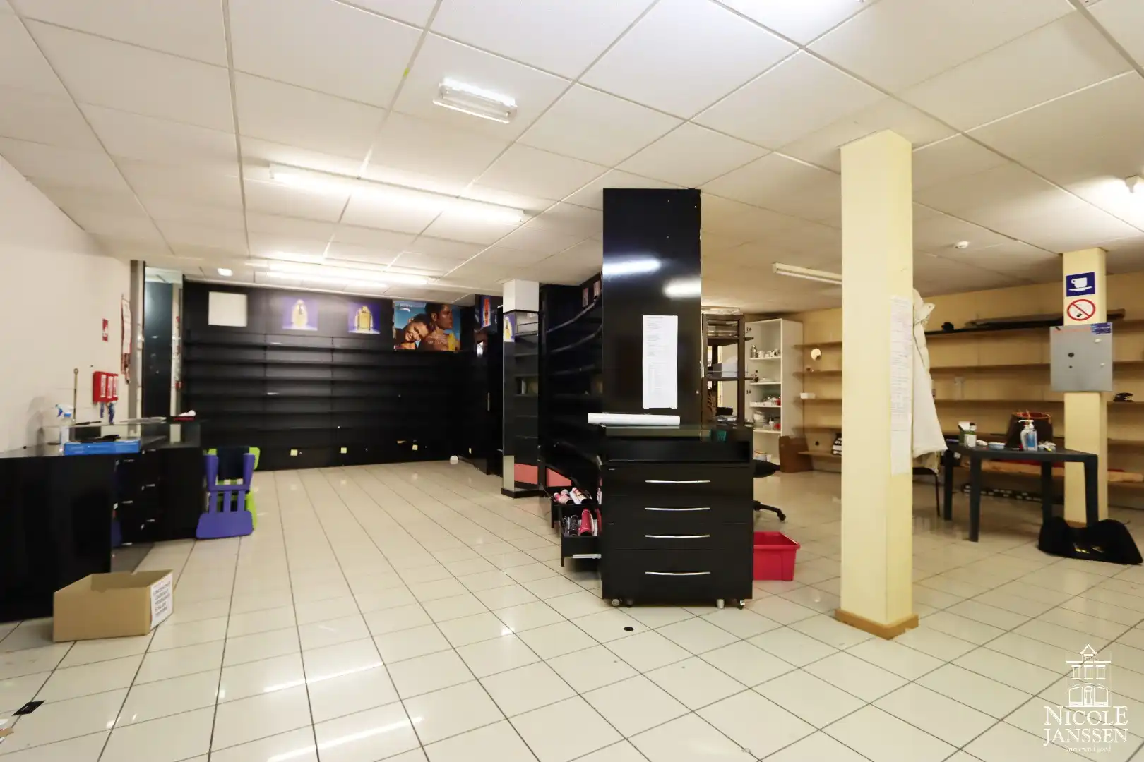 Ruim handelspand van ca. 400 m²  foto 4