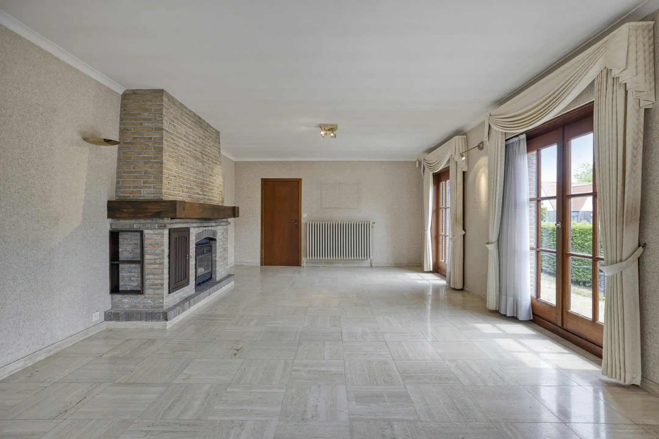 Te renoveren vrijstaande bungalow te koop in De Panne foto 13