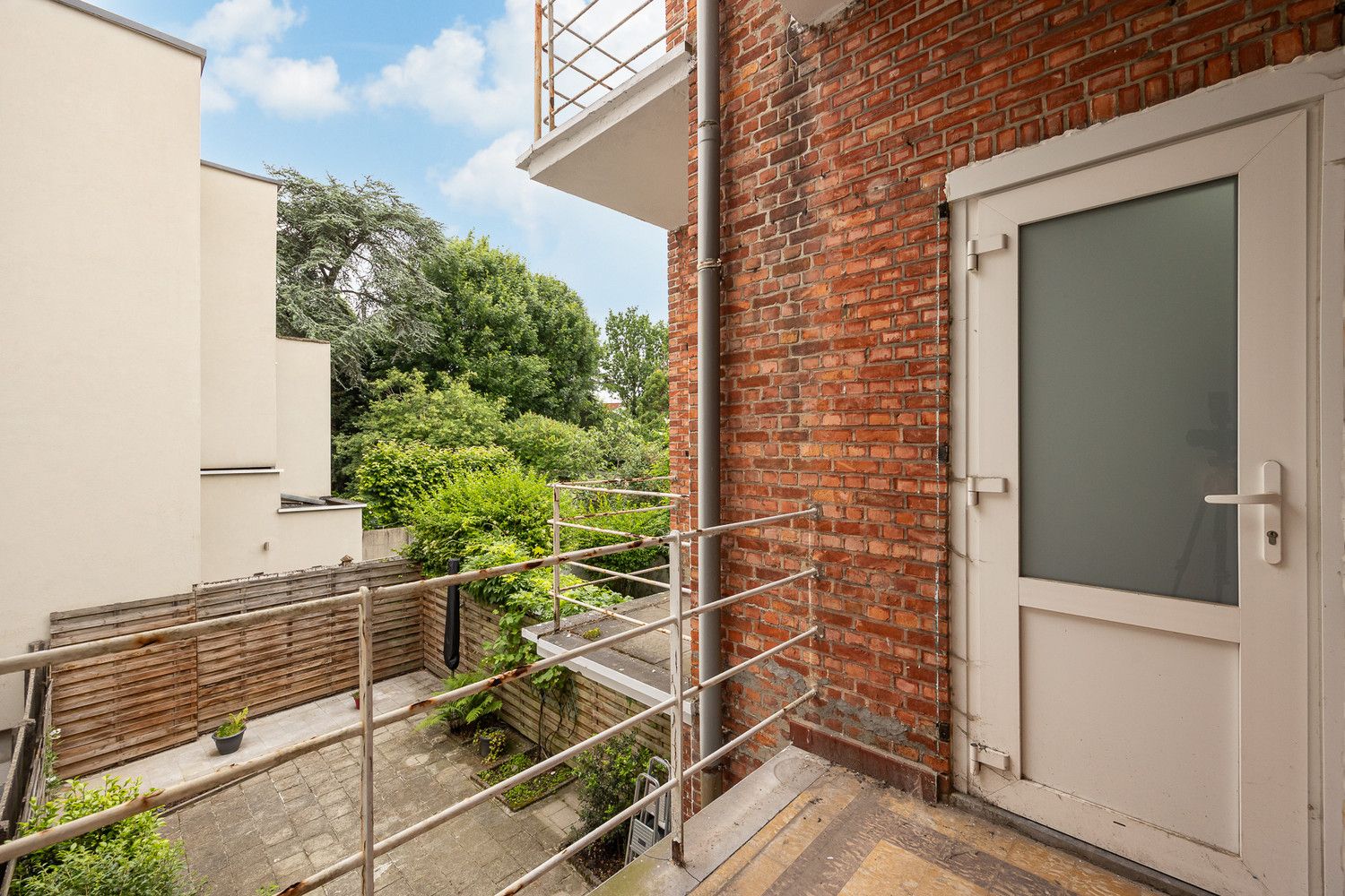 Goed gelegen 4-slk woning met tuin foto 11
