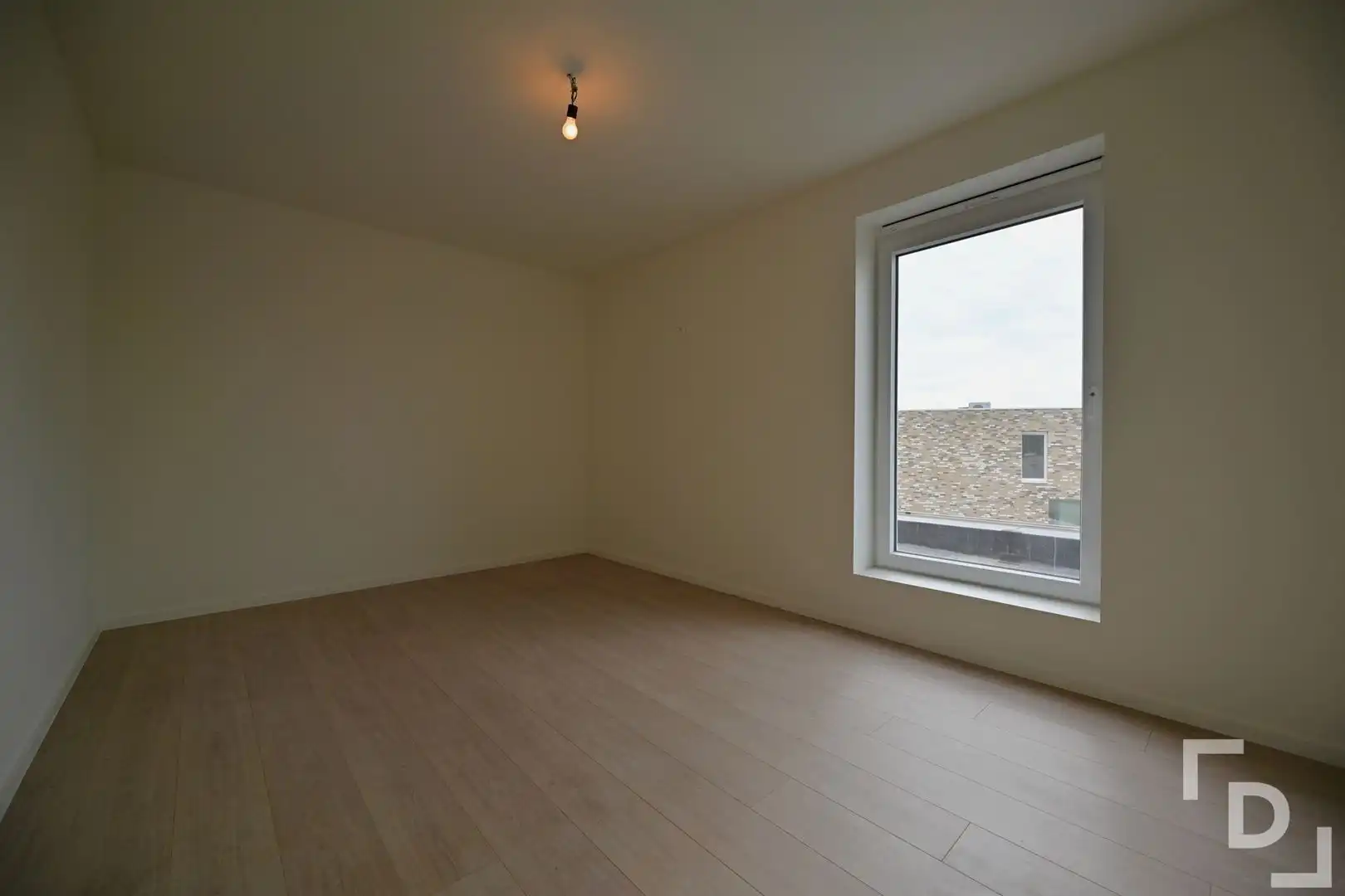 Afgewerkte nieuwbouwwoning te huur in hartje Proven. foto 10