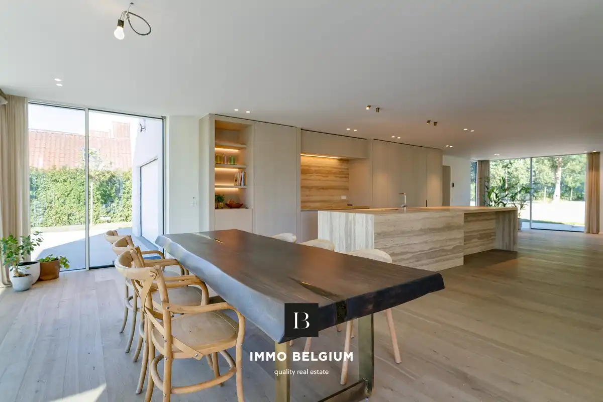 Luxe villa langs de Duinbossen tussen De Haan en Wenduine foto 4