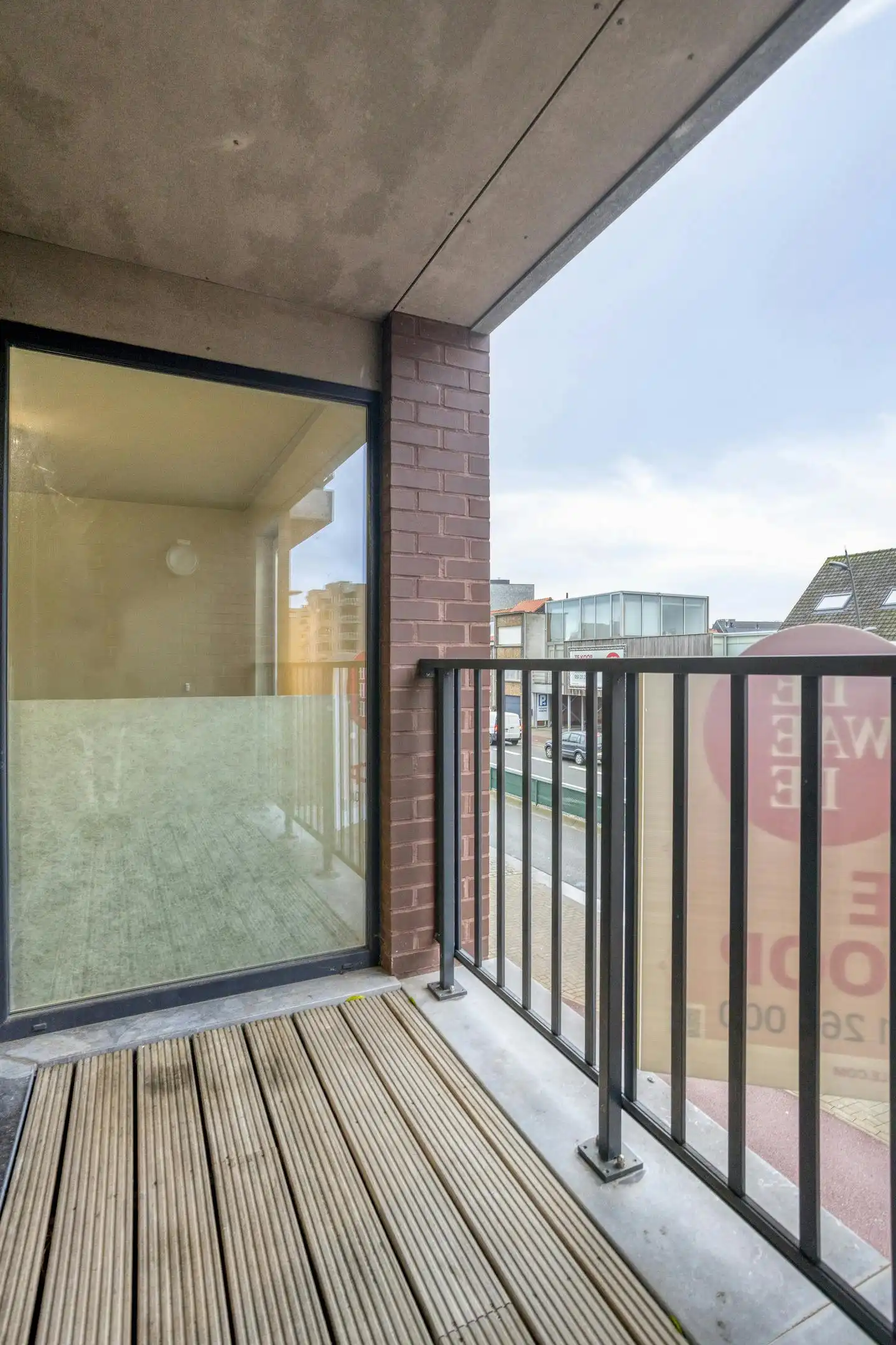 Lichtrijk 2-slaapkamer appartement in centrum Roeselare foto 9