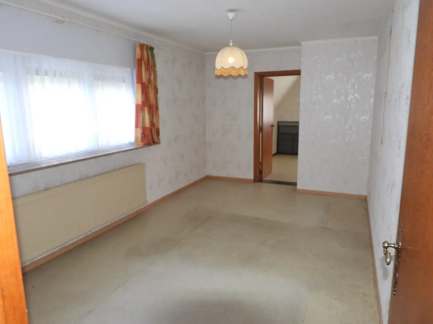 Charmante  woning met tuin op toplocatie te Drieslinter, Staionsplein 4 foto 13