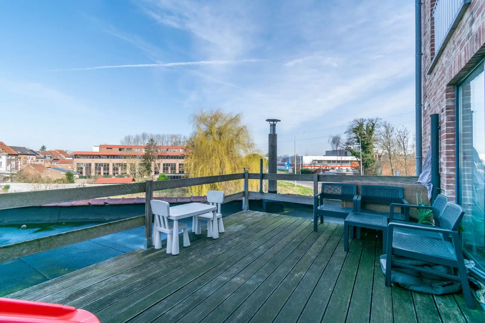 OPBRENGSTGEBOUW MET 4 RUIME APP + HANGAR (350m²)! foto 20