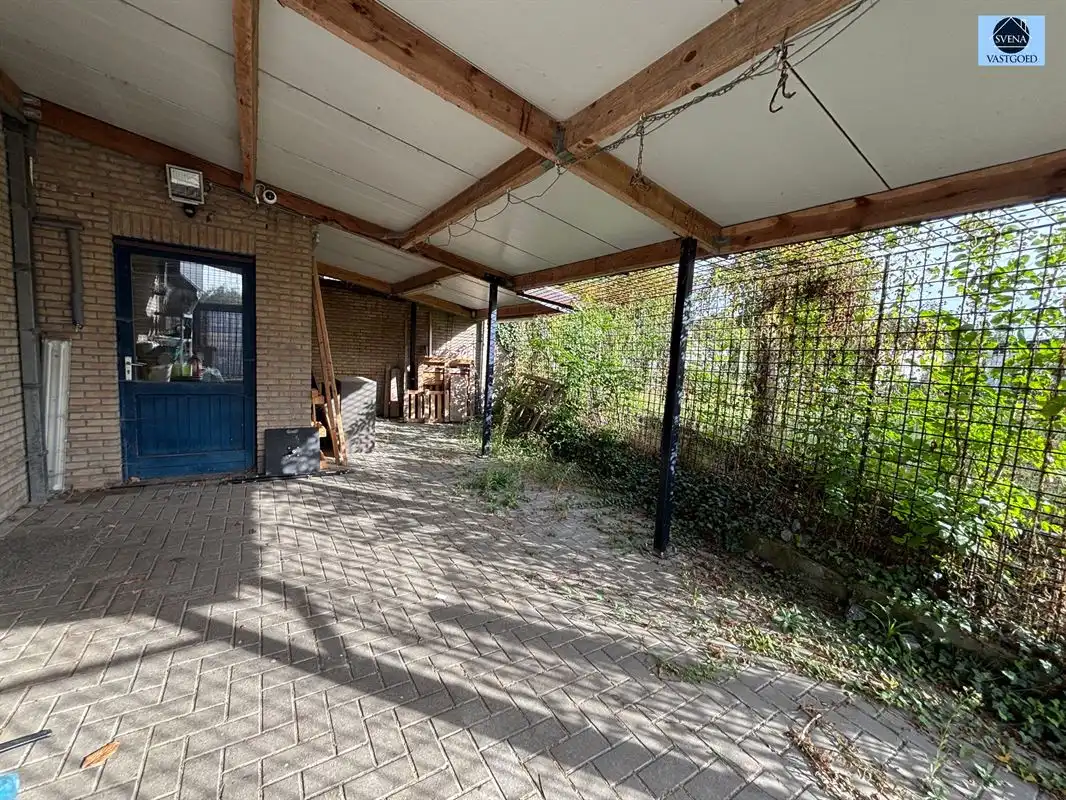 COMMERCIELE RUIMTE MET DUPLEXAPPARTEMENT- VEEL MOGELIJKHEDEN EN UITSTEKENDE ZICHTBAARHEID foto 10