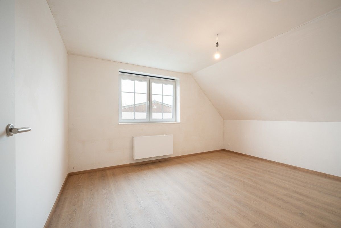 Hectaar realiseert vier moderne halfopen woningen In Oekene foto 11