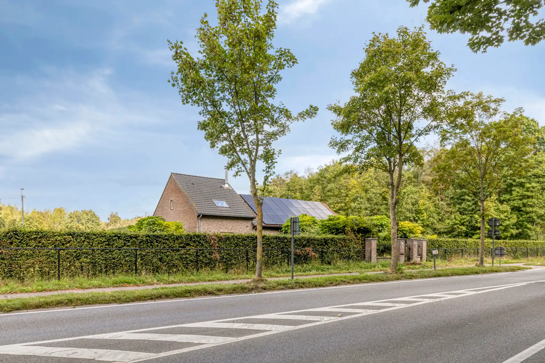 Open bebouwing met 4 slaapkamers op 29a 88ca foto 4