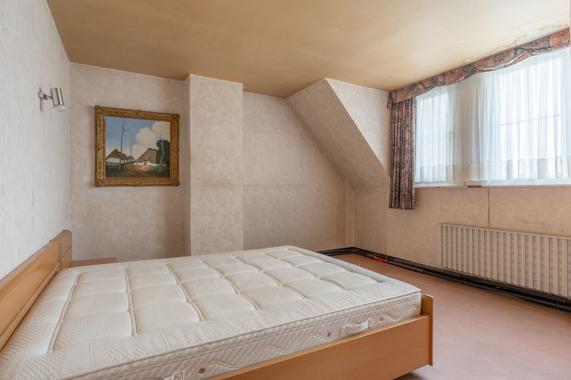 Te renoveren charmante woning met 3 slpks op 614 m² foto 16
