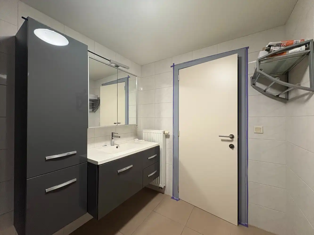 Gelijkvloers appartement met twee slaapkamers + autostaanplaats foto 8