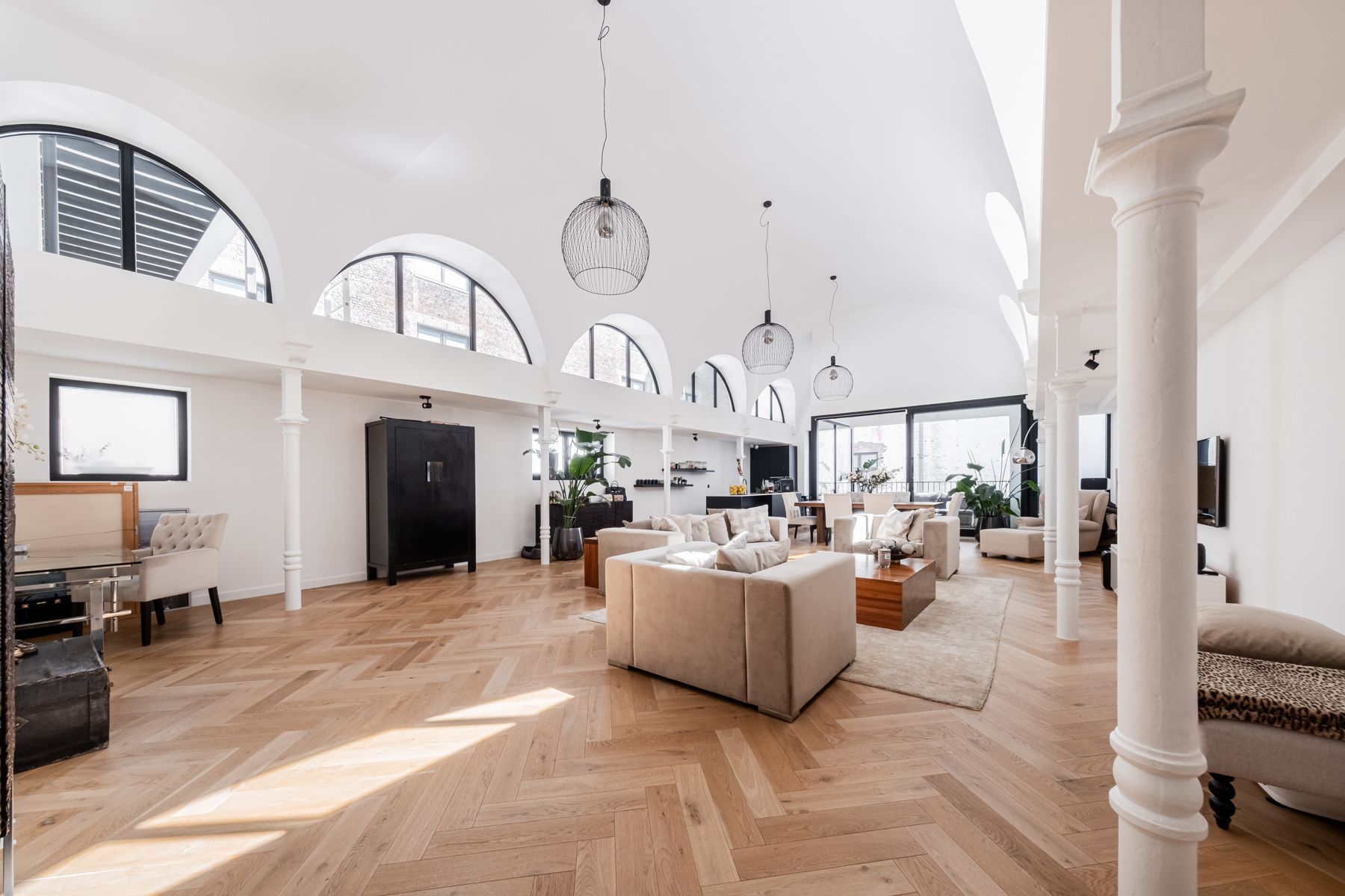 ()=>{if(producerUpdateValueVersion(node),producerAccessed(node),node.value===ERRORED)throw node.error;return node.value} Bordeauxstraat 9/101 - 2000 Antwerpen