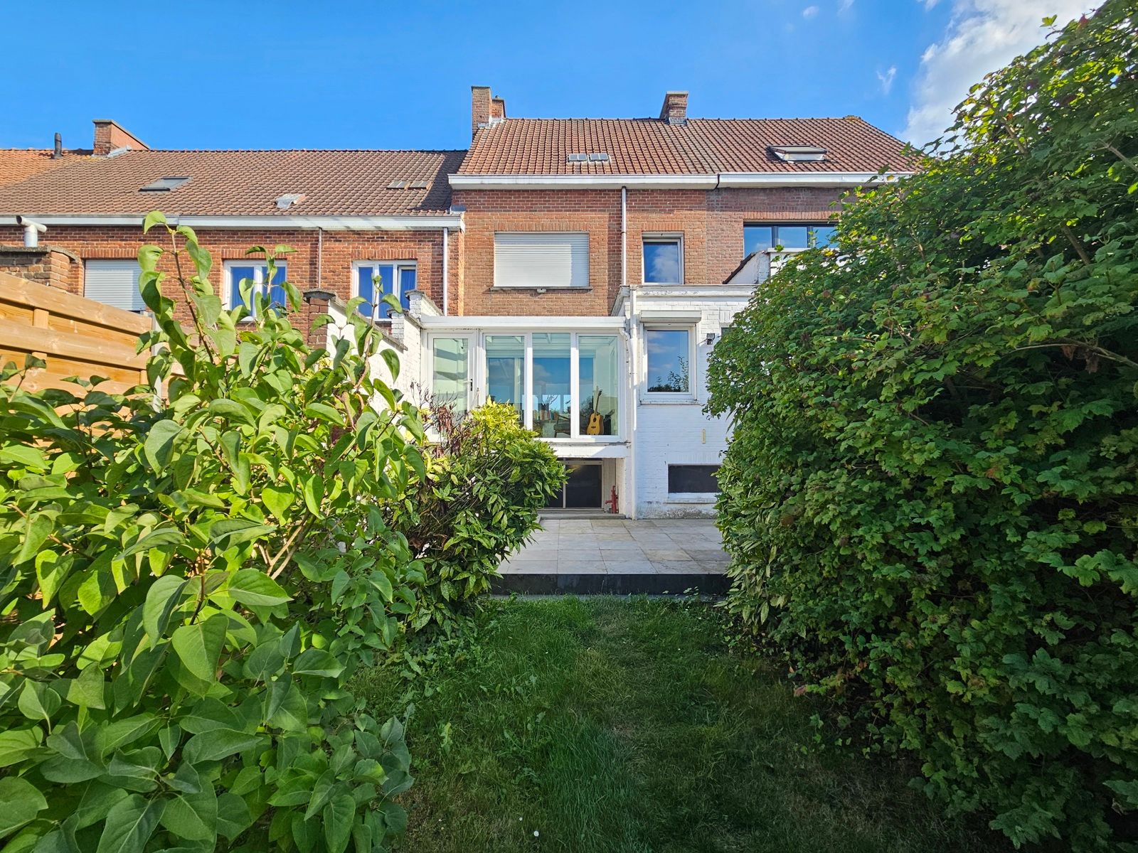Mooie burgerwoning met tuin ! foto 34