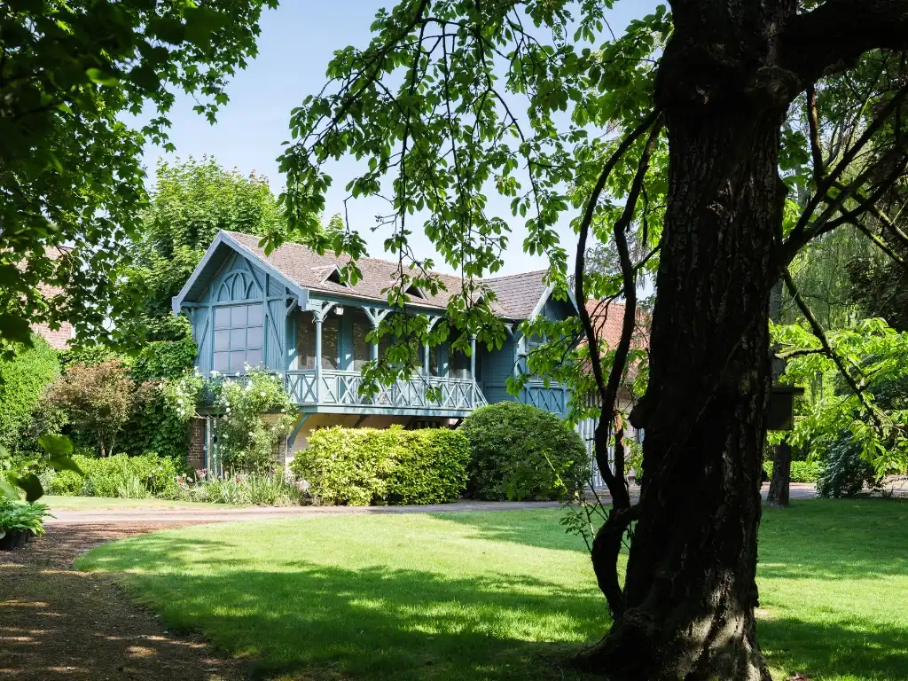 Bijzonder ruime en karaktervolle herenwoning met prachtige parktuin van ca. 6.800 m² in Oostakker foto 3
