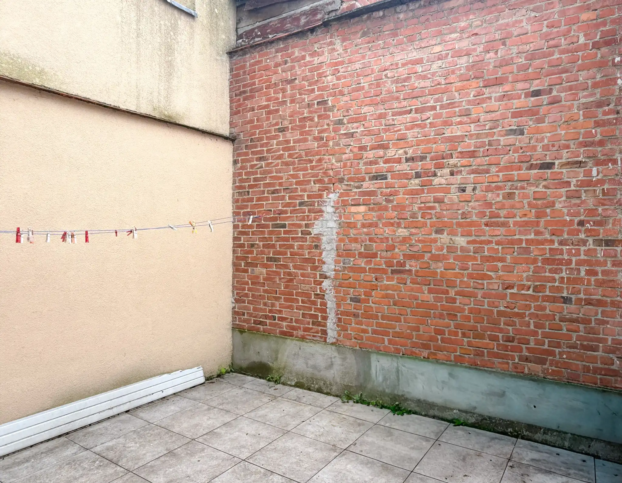 Appartementsgebouw met twee appartementen - opbrengsteigendom foto 16