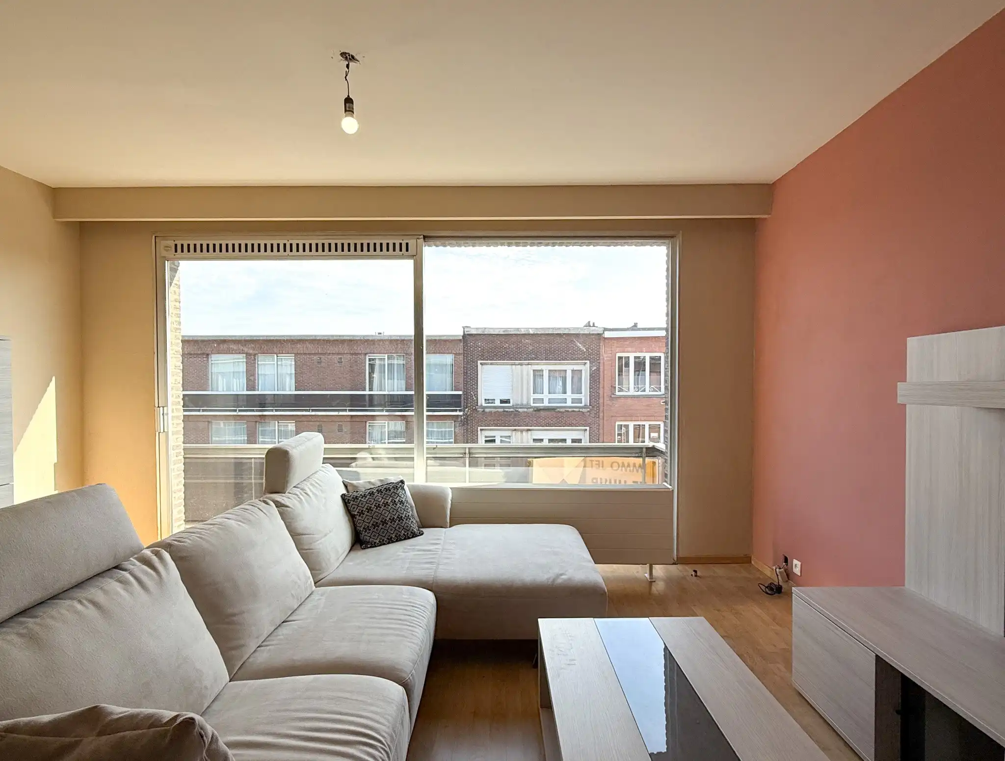 Appartement met twee slaapkamers, twee terrassen en garage foto 4