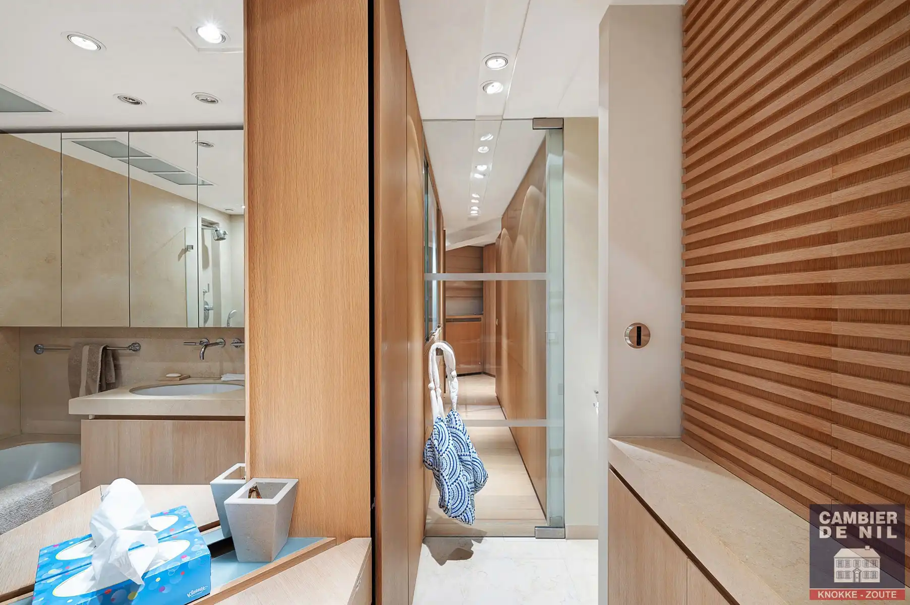 Ruim hoekappartment met terrassen, op enkele passen van het Albertplein foto 18